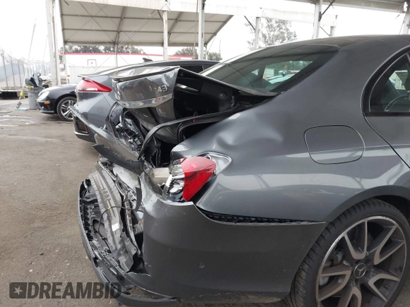 2017 Mercedes-Benz E 43 AMG with VIN WDDZF6EB9HA188631, listed as a IAAI auction lot 42001558 with 39,540 mi miles and . Bid and sale history available at DreamBid. Image 6.