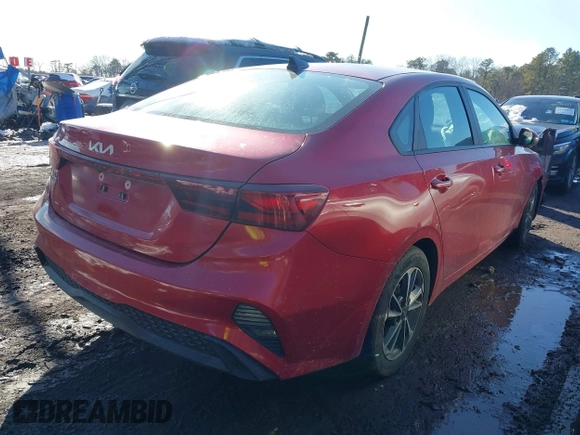 2022 Kia Forte LXS with VIN 3KPF24AD1NE471330, listed as a IAAI auction lot 41552400 with 27,840 mi miles and . Bid and sale history available at DreamBid. Image 4.