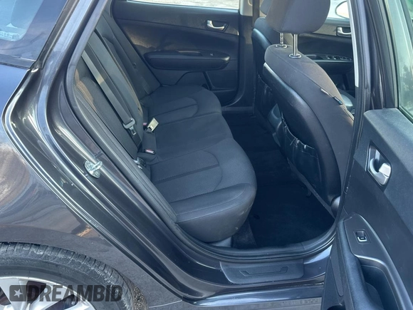 2018 Kia Optima LX with VIN 5XXGT4L32JG250388, listed as a Copart auction lot 54813925 with 236,450 mi miles and Clean Title. Bid and sale history available at carsss.com. Image 6.
