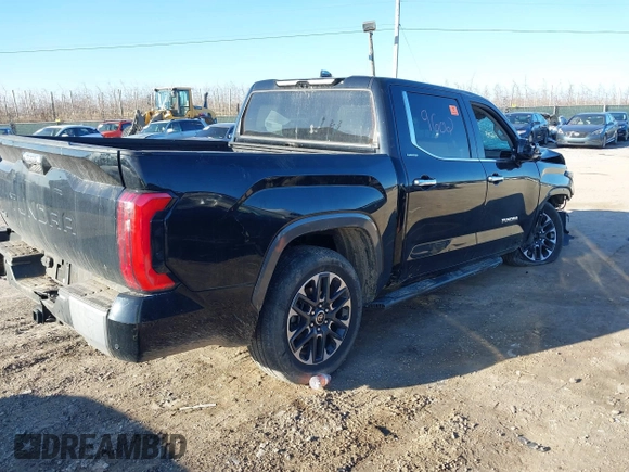 2024 Toyota Tundra Limited z VIN 5TFJA5DB2RX153316, wystawiony jako IAAI lot #41759602 z przebiegiem 19 592 mil mil oraz . Historia ofert i sprzedaży dostępna na DreamBid. Obrazek 4.