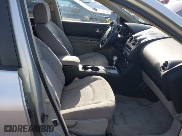 2010 Nissan Rogue S with VIN JN8AS5MT3AW016616, listed as a IAAI auction lot 42148044 with 86,814 mi miles and . Bid and sale history available at carsss.com. Image 5.