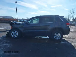 2017 Jeep Grand Cherokee Laredo with VIN 1C4RJFAG5HC836402, listed as a IAAI auction lot 41209574 with 58,875 mi miles. Bid and sale history available at carsss.com. Image 14.