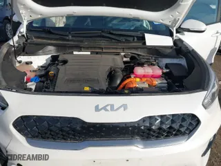 2022 Kia Niro Plug-In Hybrid EX with VIN KNDCD3LDXN5527720, listed as a IAAI auction lot 41025004 with 37,420 mi miles. Bid and sale history available at carsss.com. Image 10.