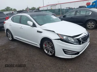 2013 Kia Optima SX с VIN 5XXGR4A65DG158742, выставлен на аукционе IAAI как лот 42301820 с пробегом 120 693 миль миль и . История ставок и продаж доступна на DreamBid. Изображение 1.