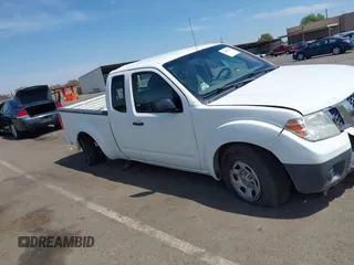 2019 Nissan Frontier S z VIN 1N6BD0CT4KN715613, wystawiony jako IAAI lot #42359362 z przebiegiem 69 180 mil mil oraz . Historia ofert i sprzedaży dostępna na DreamBid. Obrazek 6.