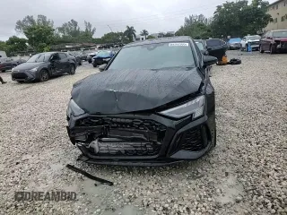 2024 Audi RS 3 z VIN WUAG4DGYXRA909721, wystawiony jako Copart lot #89262995 z przebiegiem 2235 mil mil oraz Szkody całkowita. Historia ofert i sprzedaży dostępna na DreamBid. Obrazek 10.