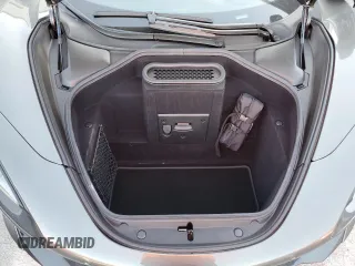 2021 McLaren 720S z VIN SBM14FCA4MW006331, wystawiony jako Copart lot #85341394 z przebiegiem 4552 mil mil oraz Szkody całkowita. Historia ofert i sprzedaży dostępna na DreamBid. Obrazek 11.