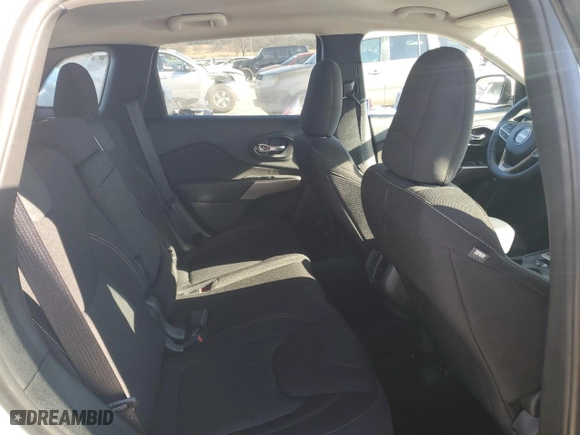 2017 Jeep Cherokee Latitude with VIN 1C4PJLCB5HW616909, listed as a Copart auction lot 87090454 with 30,814 mi miles and Salvage Title. Bid and sale history available at carsss.com. Image 11.