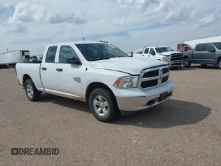 2019 Ram 1500 Tradesman z VIN 1C6RR7FG6KS590438, wystawiony jako IAAI lot #42086963 z przebiegiem 81 328 mil mil oraz . Historia ofert i sprzedaży dostępna na DreamBid. Obrazek 1.