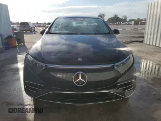 2022 Mercedes-Benz EQS with VIN W1KCG2DB9NA019296, listed as a Copart auction lot 52124734 with 4,651 mi miles. Bid and sale history available at carsss.com. Image 5.