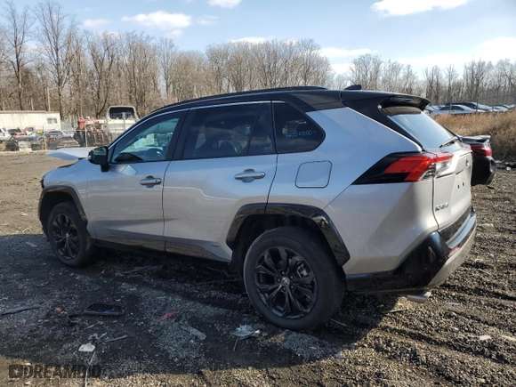 2024 Toyota RAV4 Hybrid XSE with VIN 2T3E6RFV6RW053905, listed as a Copart auction lot 44518145 with 18,452 mi miles and Salvage Title. Bid and sale history available at carsss.com. Image 2.