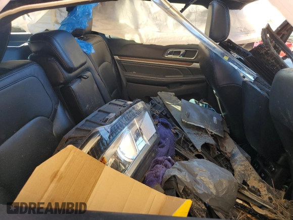 2018 Ford Explorer Limited z VIN 1FM5K7FH3JGA93493, wystawiony jako Copart lot #79560194 z przebiegiem Nie podano mil oraz Szkoda całkowita • Salvage title. Historia ofert i sprzedaży dostępna na DreamBid. Obrazek 10.