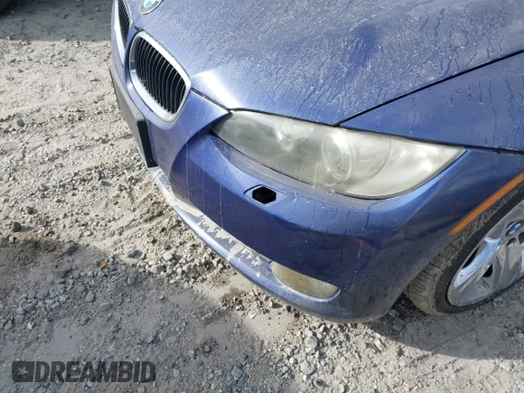 2008 BMW 3 Series 328i with VIN WBAWB33568P131818, listed as a IAAI auction lot 41661409 with 225,128 mi miles. Bid and sale history available at carsss.com. Image 6.