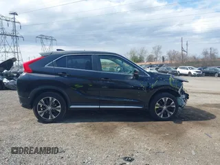 2018 Mitsubishi Eclipse Cross SE with VIN JA4AT5AA3JZ069627, listed as a IAAI auction lot 41856263 with 102,924 mi miles and . Bid and sale history available at DreamBid. Image 14.