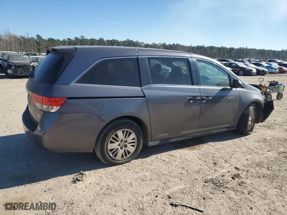 2015 Honda Odyssey LX with VIN 5FNRL5H29FB117569, listed as a Copart auction lot 87870755 with 147,295 mi miles and Salvage Title. Bid and sale history available at carsss.com. Image 3.