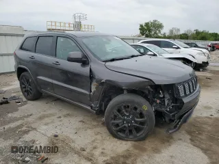 2017 Jeep Grand Cherokee Altitude z VIN 1C4RJFAG7HC778079, wystawiony jako Copart lot #55080265 z przebiegiem 76 405 mil mil oraz Szkoda całkowita • Salvage title. Historia ofert i sprzedaży dostępna na DreamBid. Obrazek 4.