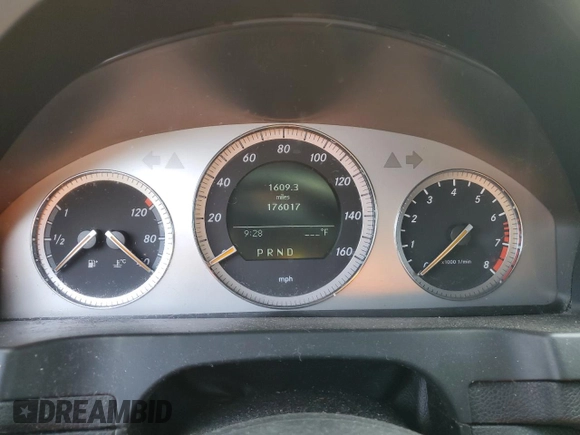 2008 Mercedes-Benz C 300 Sport with VIN WDDGF81X08F119804, listed as a Copart auction lot 53625085 with 176,017 mi miles and Salvage Title. Bid and sale history available at carsss.com. Image 9.