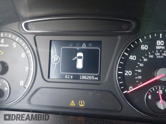 2017 Kia Sorento LX with VIN 5XYPG4A37HG220672, listed as a IAAI auction lot 41949310 with 196,269 mi miles. Bid and sale history available at carsss.com. Image 15.