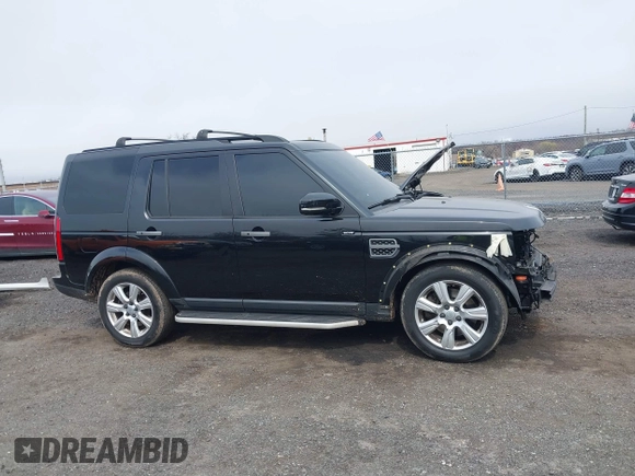 2016 Land Rover LR4 HSE z VIN SALAG2V65GA797187, wystawiony jako IAAI lot #41848792 z przebiegiem 92 368 mil mil oraz . Historia ofert i sprzedaży dostępna na DreamBid. Obrazek 13.