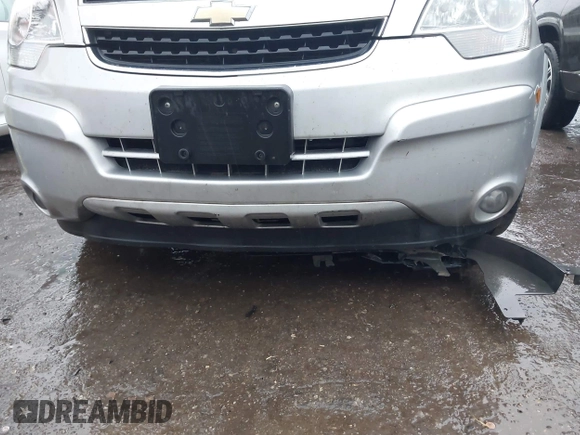 2014 Chevrolet Captiva Sport LTZ with VIN 3GNAL4EK4ES663754, listed as a IAAI auction lot 42111180 with 201,563 mi miles. Bid and sale history available at carsss.com. Image 6.