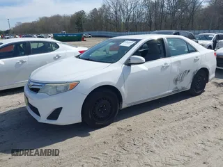 2013 Toyota Camry L with VIN 4T1BF1FK4DU217910, listed as a IAAI auction lot 41839589 with 150,000 mi miles. Bid and sale history available at carsss.com. Image 2.