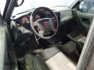 2005 Ford Ranger XL z VIN 1FTYR10U45PA48097, wystawiony jako Copart lot #45024735 z przebiegiem 136 421 mil mil oraz Szkoda całkowita • Salvage title. Historia ofert i sprzedaży dostępna na DreamBid. Obrazek 8.