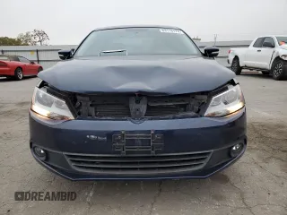2011 Volkswagen Jetta SEL с VIN 3VWLZ7AJ8BM093026, выставлен на аукционе Copart как лот 83118174 с пробегом 138 607 миль миль и Списание • Salvage title. История ставок и продаж доступна на DreamBid. Изображение 5.