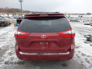 2020 Toyota Sienna LE Auto Access Seat with VIN 5TDKZ3DCXLS053763, listed as a IAAI auction lot 41427752 with 93,761 mi miles. Bid and sale history available at carsss.com. Image 16.