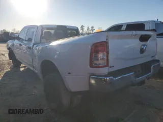 2020 Ram 3500 Tradesman with VIN 3C63RRGL1LG154716, listed as a Copart auction lot 42138535 with 352,052 mi miles and Salvage Title. Bid and sale history available at carsss.com. Image 2.