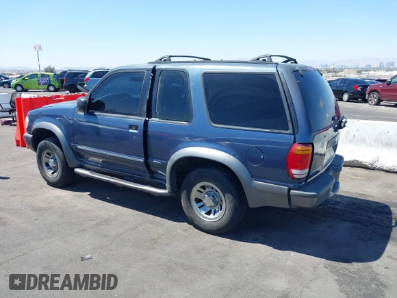 2000 Ford Explorer Sport with VIN 1FMYU60E5YUA62788, listed as a IAAI auction lot 42017572 with 180,527 mi miles and . Bid and sale history available at DreamBid. Image 3.