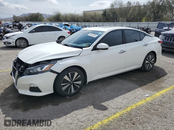 2021 Nissan Altima SV z VIN 1N4BL4DV1MN385337, wystawiony jako Copart lot #50422555 z przebiegiem 111 679 mil mil oraz Szkoda całkowita • Salvage title. Historia ofert i sprzedaży dostępna na DreamBid. Obrazek 1.