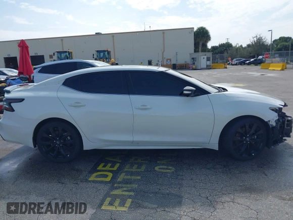 2023 Nissan Maxima SR with VIN 1N4AA6EV2PC505917, listed as a IAAI auction lot 41389852 with 26,018 mi miles and . Bid and sale history available at DreamBid. Image 13.