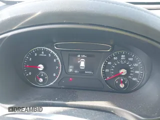 2019 Kia Sorento L z VIN 5XYPG4A38KG506389, wystawiony jako IAAI lot #42114952 z przebiegiem 64 333 mil mil oraz . Historia ofert i sprzedaży dostępna na DreamBid. Obrazek 7.