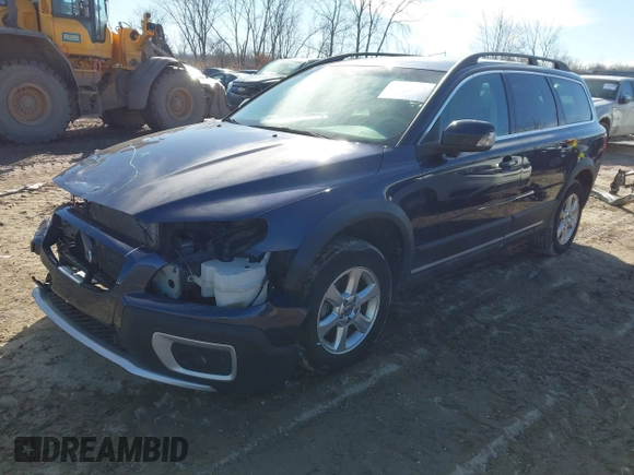 2010 Volvo XC70 3.2L with VIN YV4960BZ5A1078719, listed as a IAAI auction lot 41697871 with 115,608 mi miles and . Bid and sale history available at DreamBid. Image 18.
