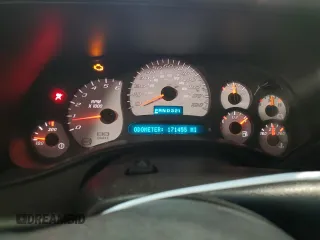 2003 Chevrolet Silverado SS z VIN 2GCEK19N631405423, wystawiony jako Copart lot #56206355 z przebiegiem 171 455 mil mil oraz Tytuł czysty. Historia ofert i sprzedaży dostępna na DreamBid. Obrazek 9.