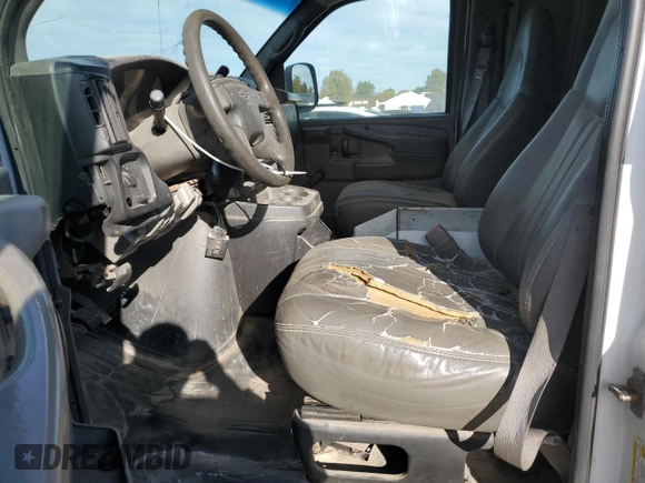 2007 Chevrolet Express Cargo with VIN 1GCGG29V771153158, listed as a Copart auction lot 75571854 with 231,145 mi miles and Clean title. Bid and sale history available at DreamBid. Image 7.