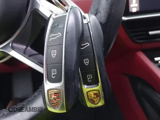 2021 Porsche Cayenne z VIN WP1AA2AY9MDA05163, wystawiony jako IAAI lot #41972992 z przebiegiem 36 317 mil mil oraz . Historia ofert i sprzedaży dostępna na DreamBid. Obrazek 11.