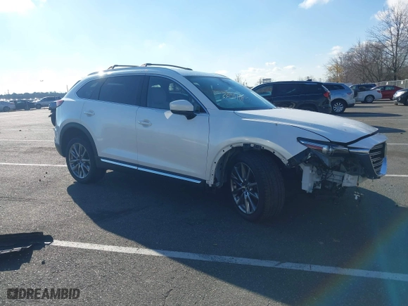 2018 Mazda CX-9 Grand Touring with VIN JM3TCBDY6J0200843, listed as a IAAI auction lot 40971233 with 94,770 mi miles. Bid and sale history available at carsss.com. Image 1.