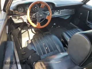 1971 Porsche 911 with VIN 9111120590, listed as a Copart auction lot 52559665 with 44,582 mi miles and Salvage title. Bid and sale history available at DreamBid. Image 8.