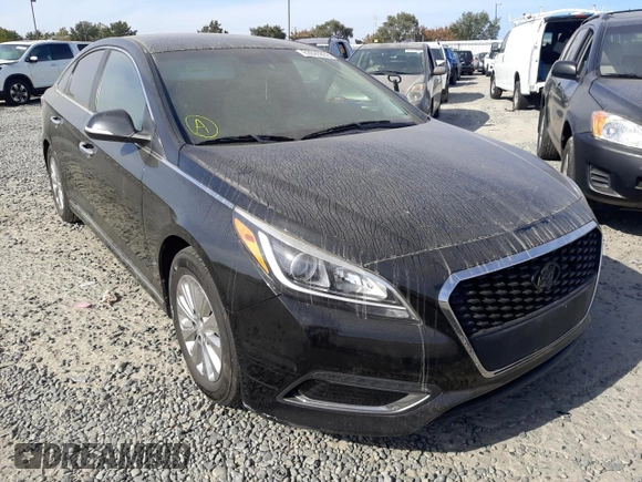 2017 Hyundai Sonata Hybrid SE with VIN KMHE24L31HA067706, listed as a Copart auction lot 63690862 with 137,346 mi miles. Bid and sale history available at carsss.com. Image 1.