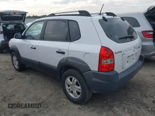 2006 Hyundai Tucson GLS with VIN KM8JN12D66U320996, listed as a IAAI auction lot 41684092 with 227,145 mi miles. Bid and sale history available at carsss.com. Image 3.