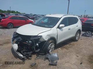2016 Nissan Rogue SV z VIN KNMAT2MVXGP699801, wystawiony jako IAAI lot #42371588 z przebiegiem 153 084 mil mil oraz . Historia ofert i sprzedaży dostępna na DreamBid. Obrazek 6.