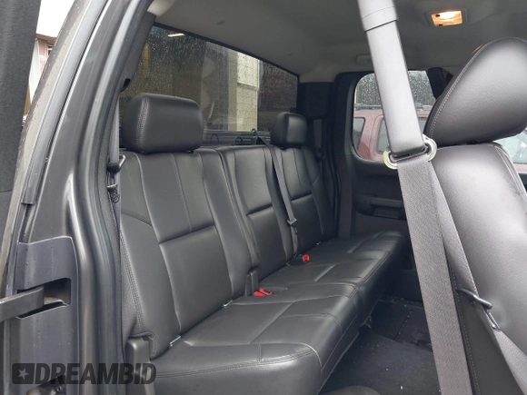 2010 Chevrolet Silverado 1500 LT with VIN 1GCSCSE03AZ202381, listed as a IAAI auction lot 41597602 with 251,154 mi miles and . Bid and sale history available at DreamBid. Image 8.