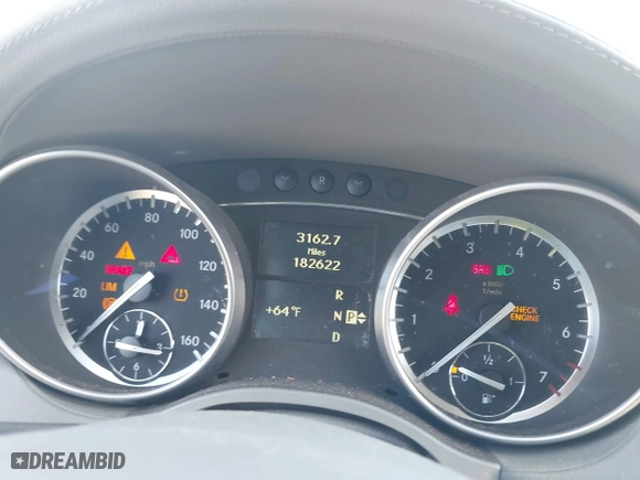 2011 Mercedes-Benz GL-Class GL 450 with VIN 4JGBF7BE8BA671420, listed as a IAAI auction lot 42064096 with 182,622 mi miles. Bid and sale history available at carsss.com. Image 7.