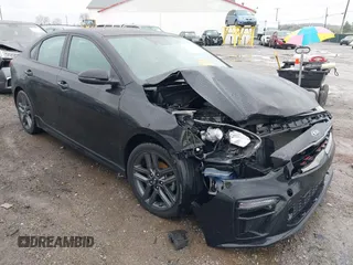 2021 Kia Forte GT-Line z VIN 3KPF34AD4ME281775, wystawiony jako IAAI lot #41979192 z przebiegiem 72 692 mil mil oraz . Historia ofert i sprzedaży dostępna na DreamBid. Obrazek 1.