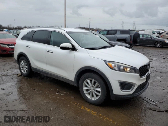 2018 Kia Sorento LX with VIN 5XYPG4A38JG348361, listed as a Copart auction lot 48124675 with 88,043 mi miles and Salvage Title. Bid and sale history available at carsss.com. Image 4.