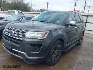 2018 Ford Explorer Platinum with VIN 1FM5K8HT7JGB17091, listed as a IAAI auction lot 41707707 with 136,157 mi miles. Bid and sale history available at carsss.com. Image 18.