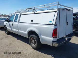 2001 Ford Super Duty F-250 XL with VIN 1FTNX20S11EA60775, listed as a IAAI auction lot 41631692 with 151,485 mi miles. Bid and sale history available at carsss.com. Image 3.