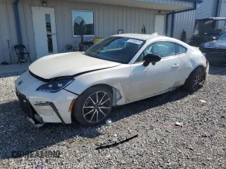 2023 Toyota GR86 with VIN JF1ZNBB15P9760379, listed as a Copart auction lot 61800674 with 0 mi miles and Salvage Title. Bid and sale history available at carsss.com. Image 1.
