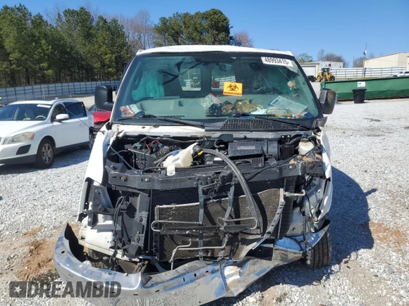 2016 GMC Savana Cargo z VIN 1GTW7AFF9G1902240, wystawiony jako Copart lot #48993415 z przebiegiem Nie podano mil oraz Szkoda całkowita • Salvage title. Historia ofert i sprzedaży dostępna na DreamBid. Obrazek 5.